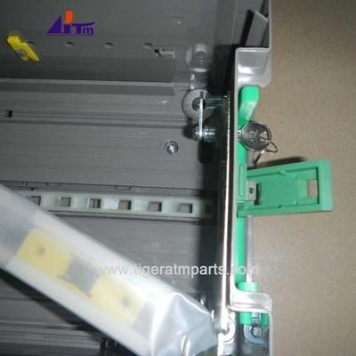 एटीएम मशीन पार्ट्स एनसीआर एस1 मुद्रा कैसेट धातु ताला और चाबी के साथ 445-0631970 445-0728451