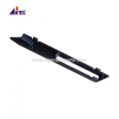 एटीएम मशीन पार्ट्स Diebold Opteva स्टैकर ट्रे रेल दाएं 49200629000A